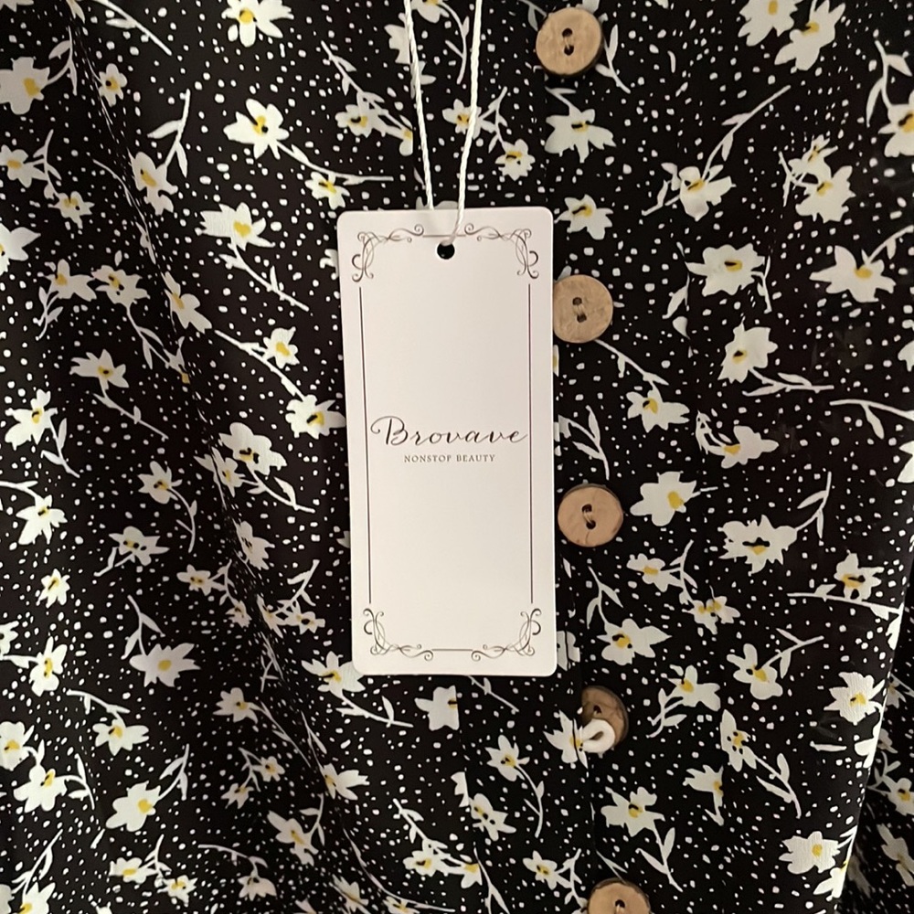 Black sun dress w/white flowers and buttons down the front. Tie waist. - Picture 5 of 7